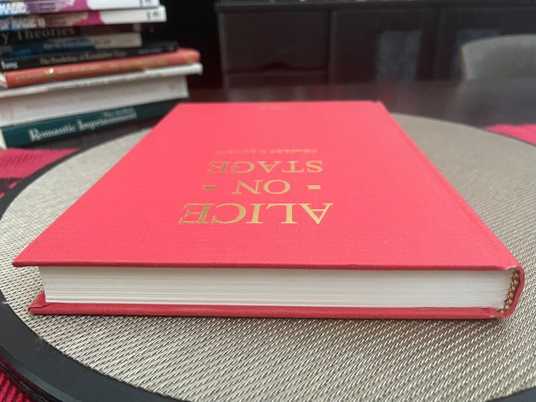 希少　Alice On Stage by Charles C. Lovett