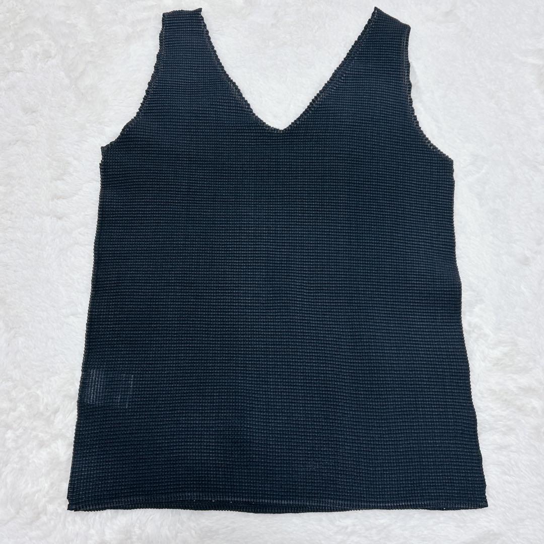 未使用級☆イッセイミヤケ プリーツプリーズ タンク トップ 柄シルバーメタリック