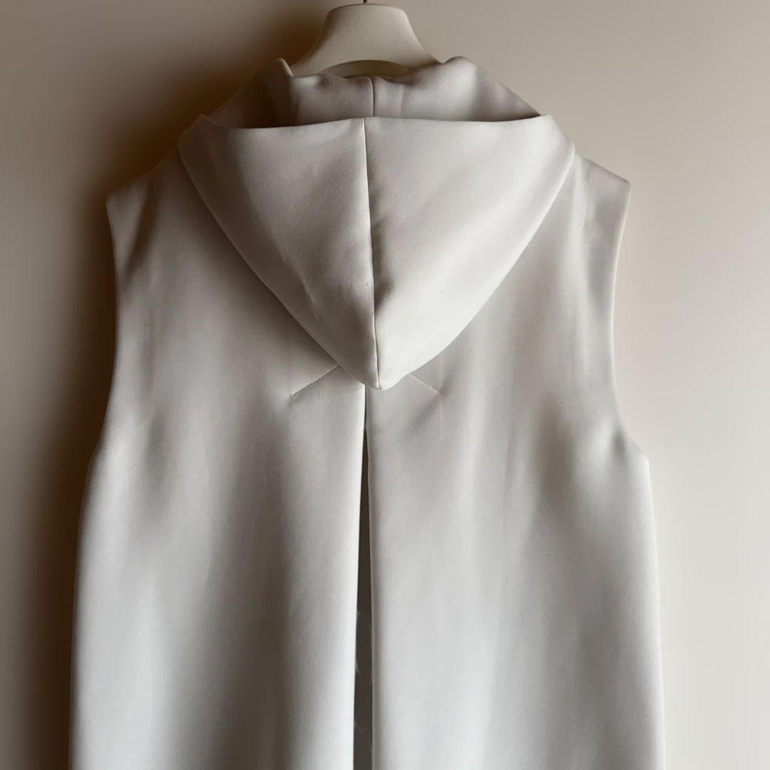 アドーア【ADORE】 トリプルクロスフードジレ ロングベスト