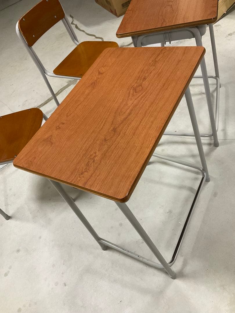 ⭐️美品⭐️ 学校の机とイス　2セット