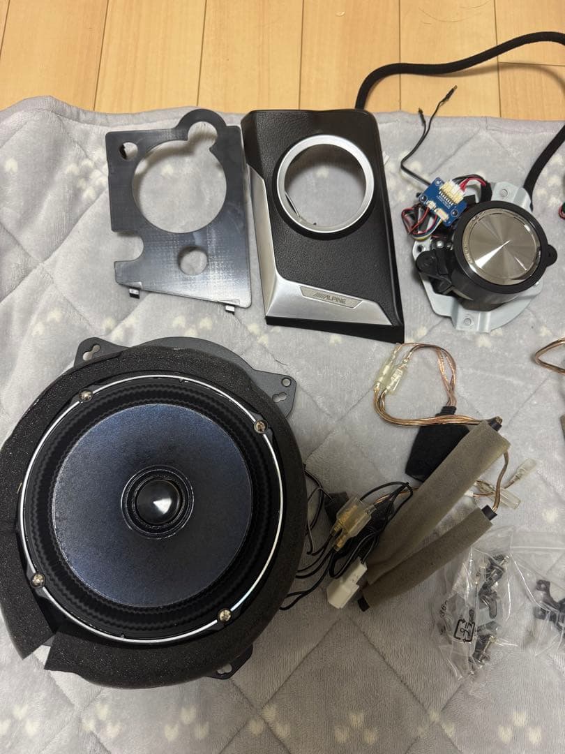 ランドクルーザープラド専用 リフトアップ3ウェイスピーカー