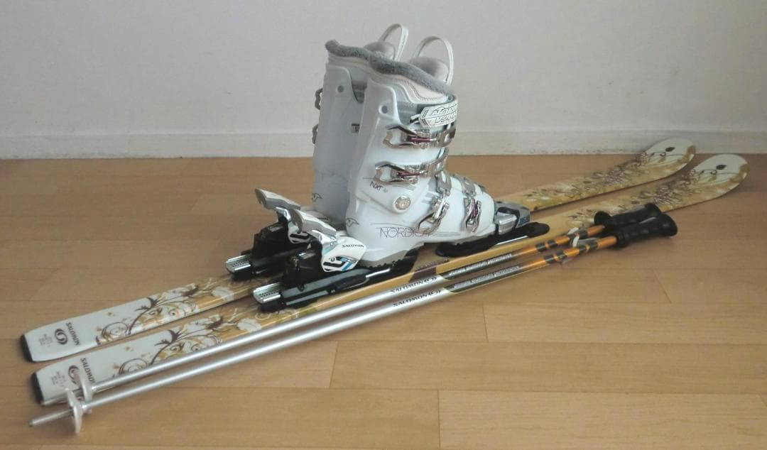 ■■12月・1月限定■送料無料■サロモン■女性用スキーセット■140/23.5■