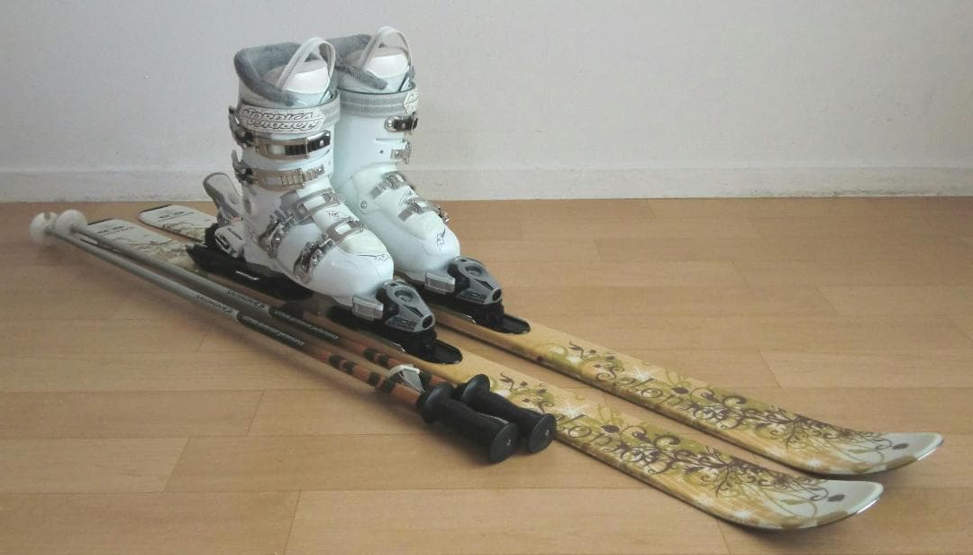 ■■12月・1月限定■送料無料■サロモン■女性用スキーセット■140/23.5■