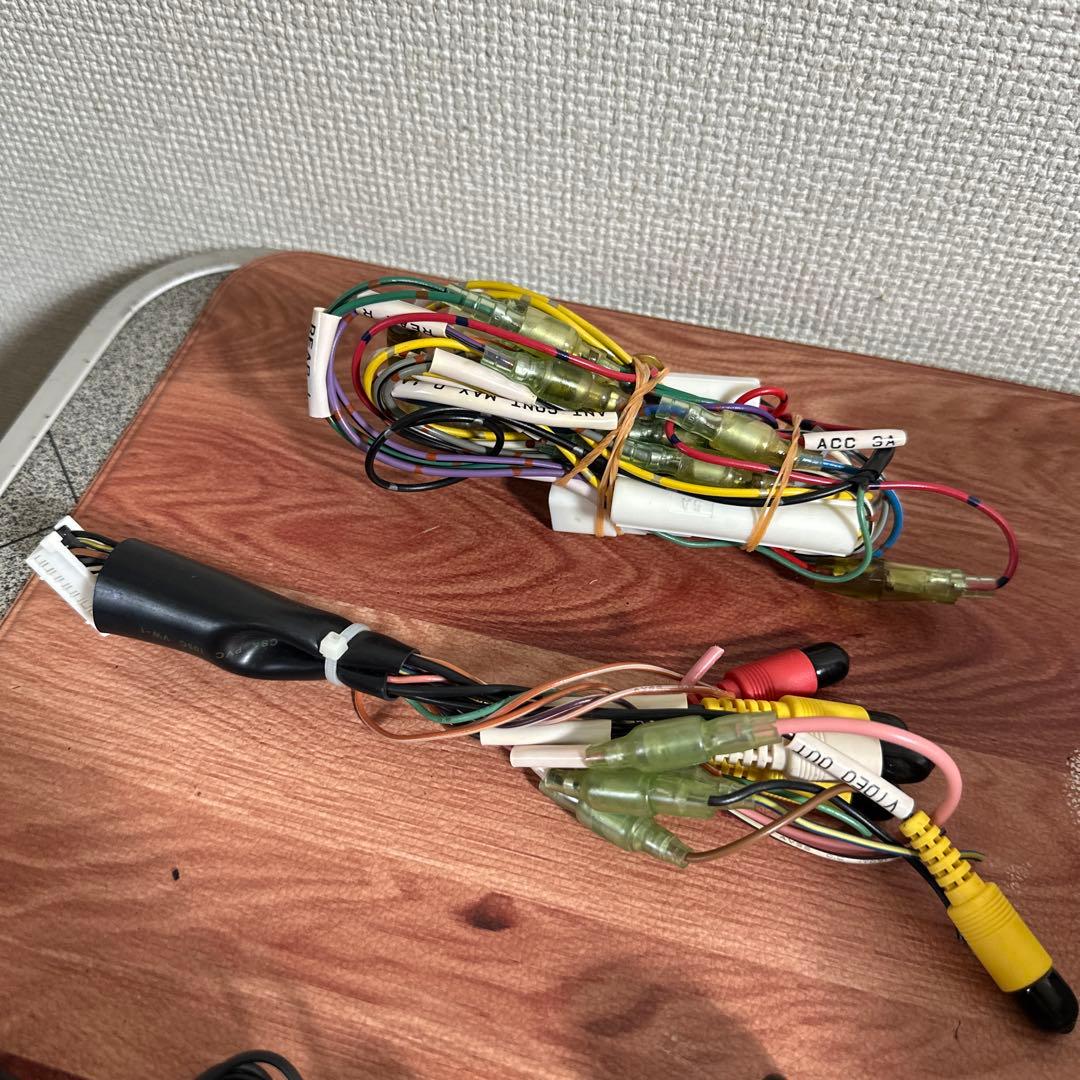 状態良好！【送料無料】パナソニック CN-MW250D カーナビ（フルクリップ）