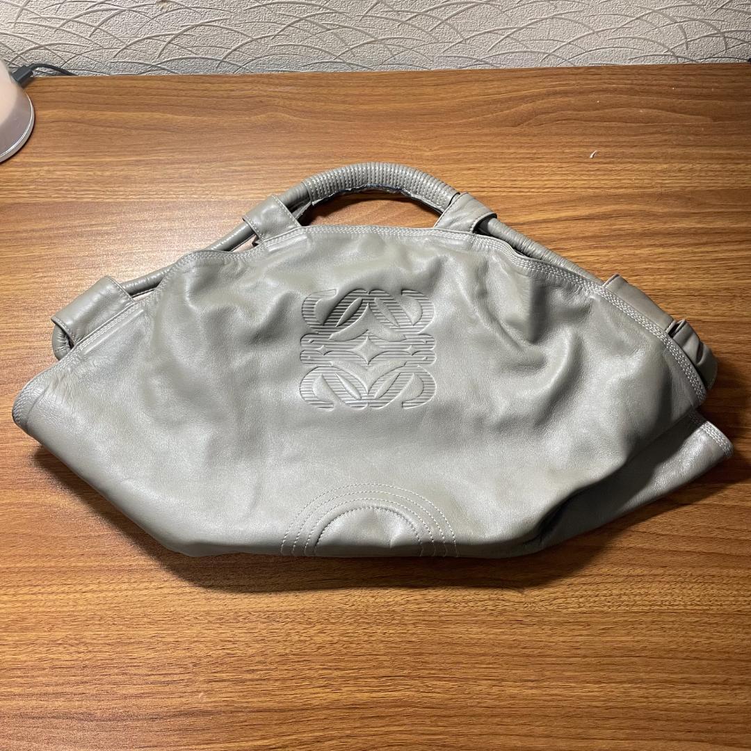 【美品】LOEWE ナッパアイレ ハンドバッグ 羊革 シルバーグレー アナグラム
