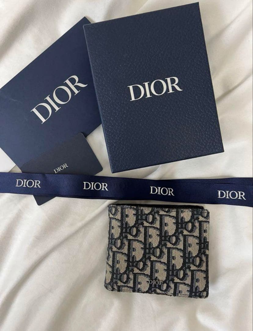 【最終値下げ】Dior 二つ折り財布