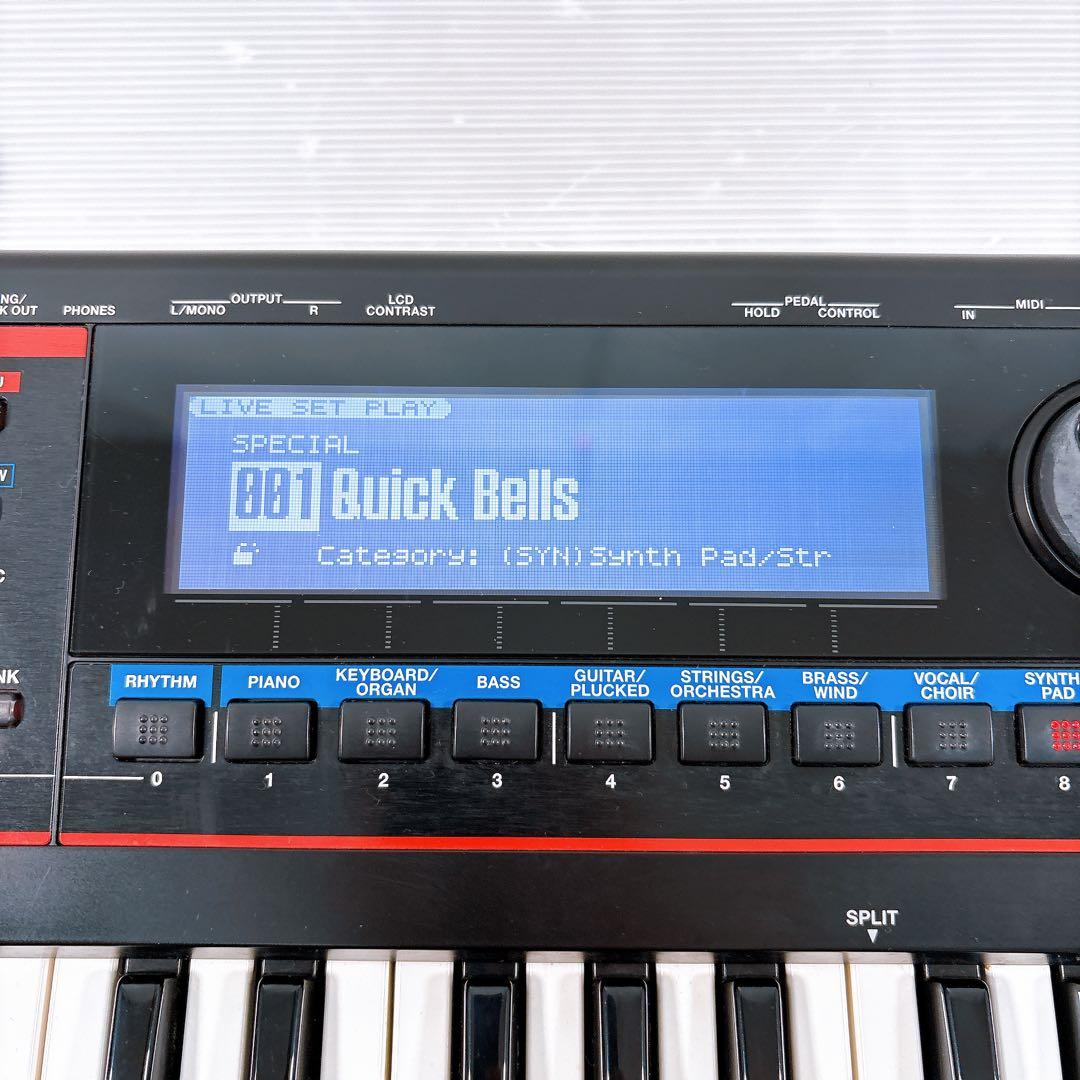 【極美品】Roland ローランド JUNO-Gi シンセサイザー ケース付