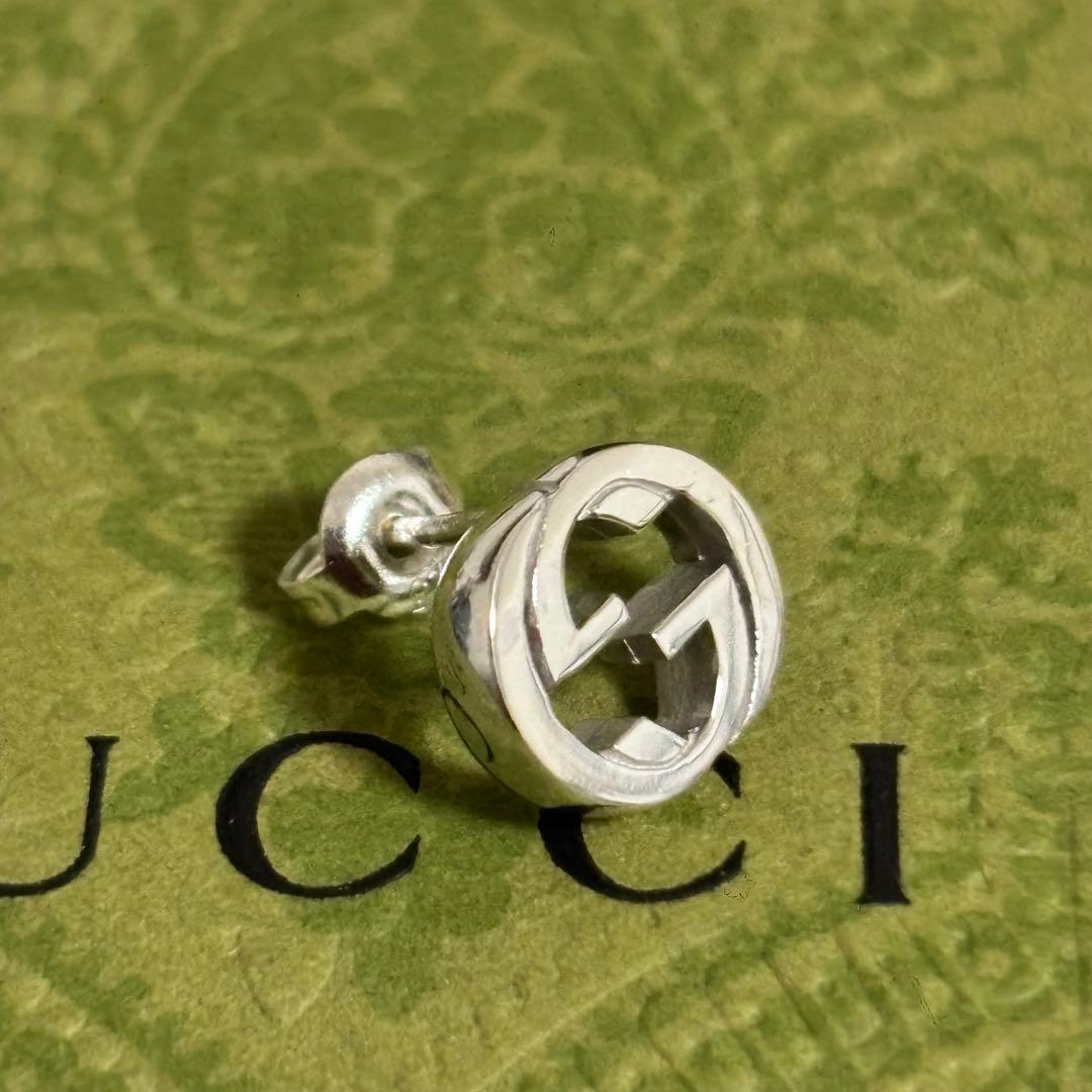 GUCCI 新品同様品　インターロッキングピアス　片耳用　925silver