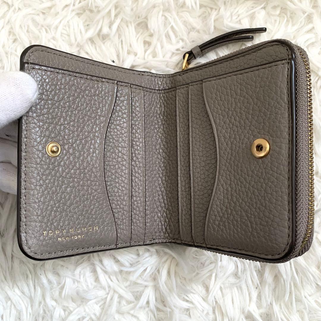 極美品✨トリーバーチ 折り財布 テア ロゴ レザー ジップ ケース グレー