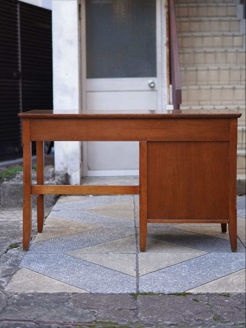 B.P.John Furniture vintage 片袖デスク　1967年製
