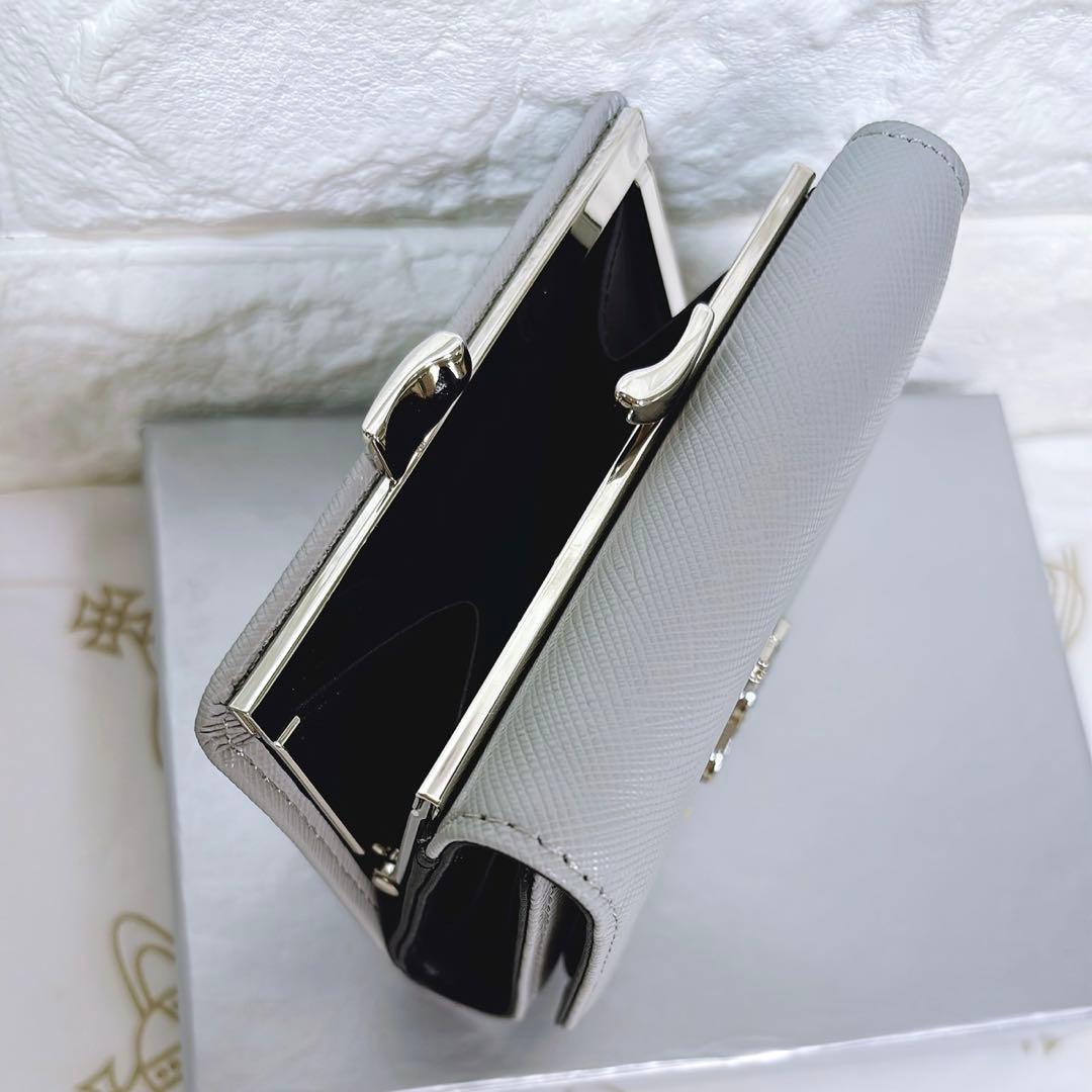 【ショッパー付き】新品 ヴィヴィアン・ウエストウッド　三つ折り財布 グレー