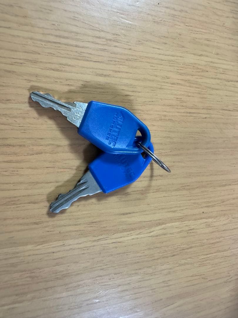 アルテックアルミコンテナ 48L ユニバーサルスタンド付　ステッカーあり