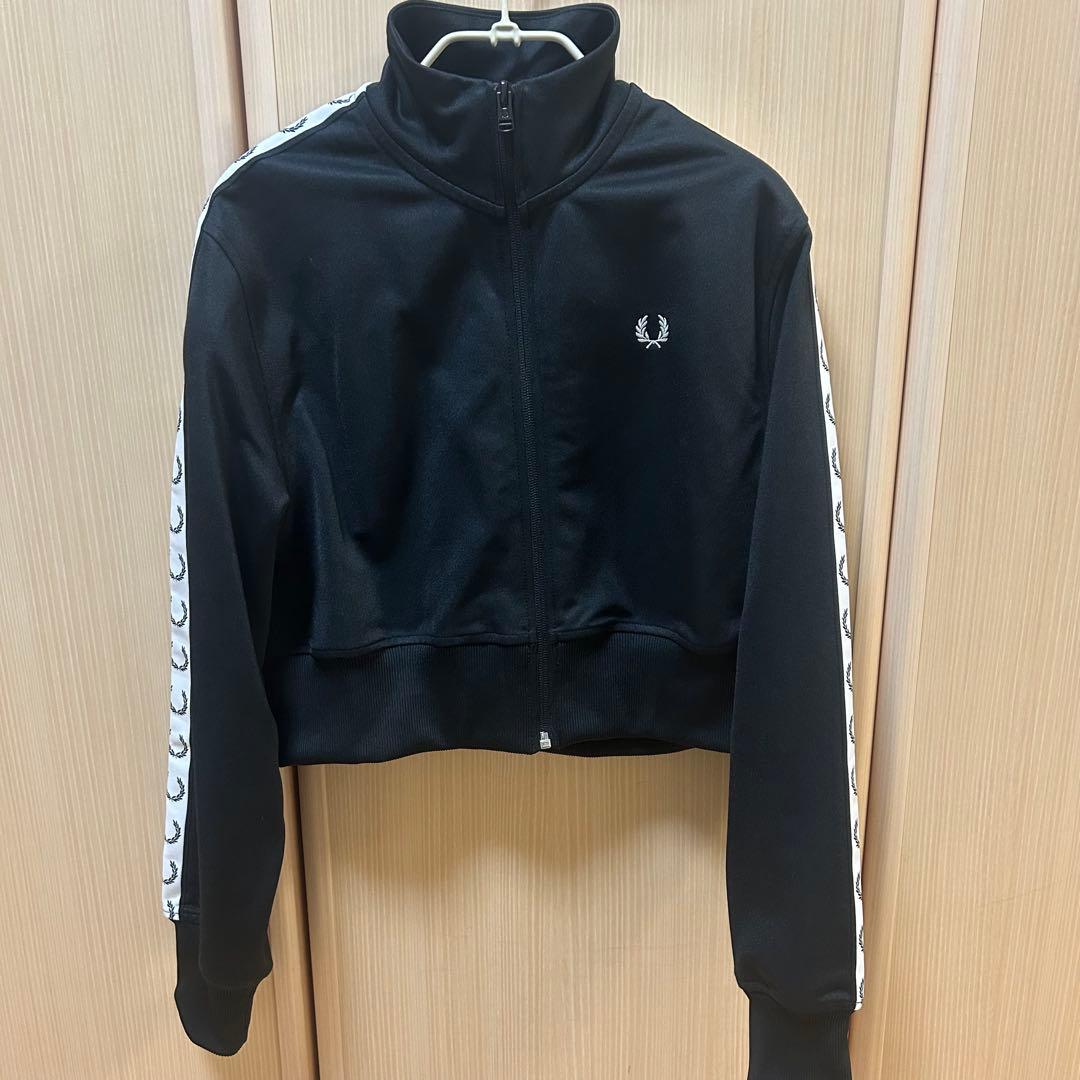 フレッドペリー クロップドジャケット ブラック
