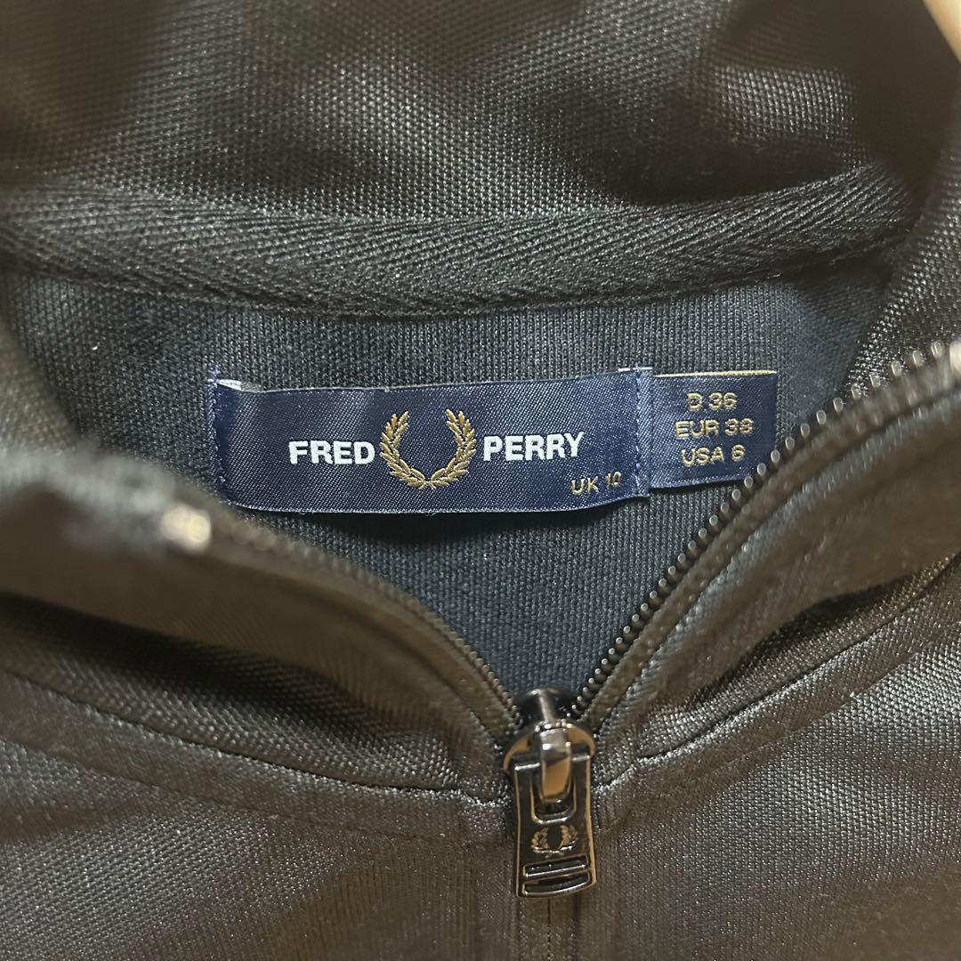 フレッドペリー クロップドジャケット ブラック