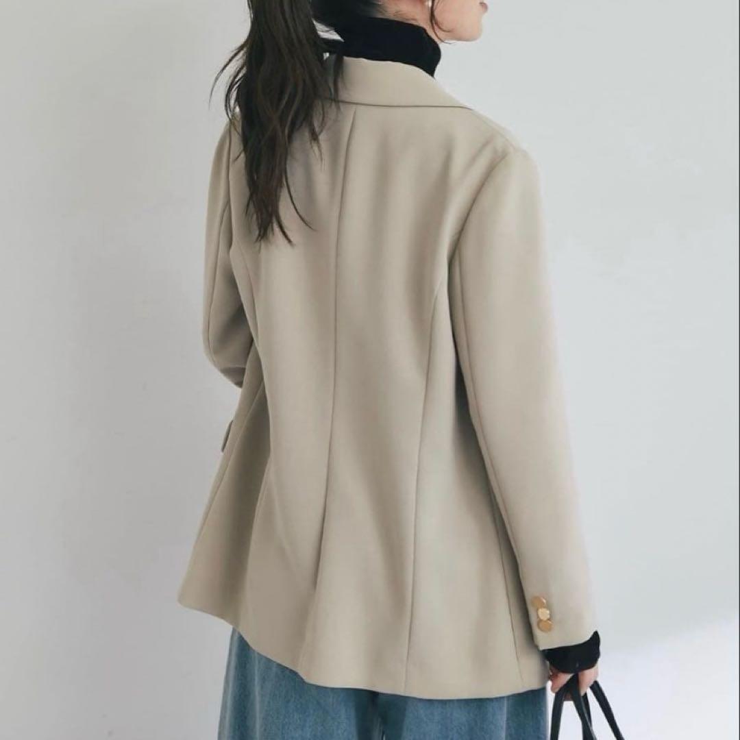 メタル釦ダブルジャケット　ラブティックボンボン　グレージュ　金ボタン