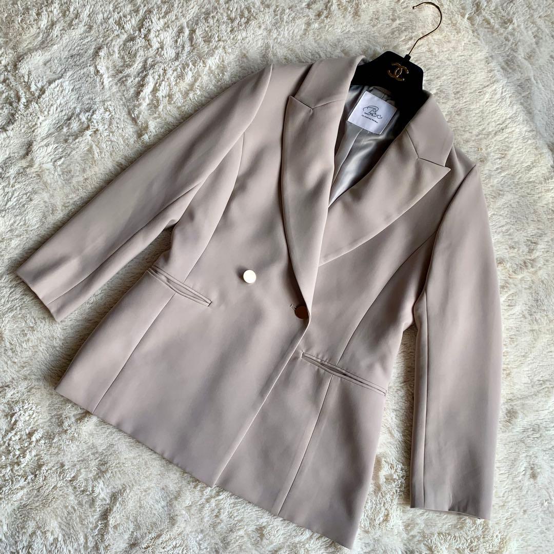 メタル釦ダブルジャケット　ラブティックボンボン　グレージュ　金ボタン