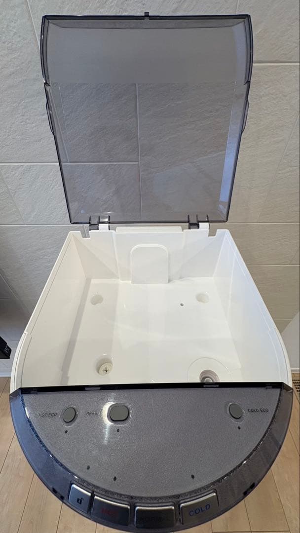 ⭐︎お値下げ⭐︎エブリィフレシャス ウォーターサーバー tallカートリッジ4本付き