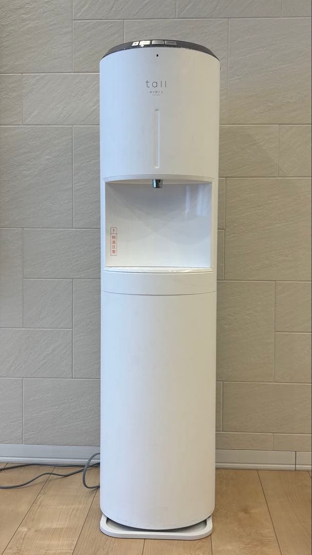 ⭐︎お値下げ⭐︎エブリィフレシャス ウォーターサーバー tallカートリッジ4本付き