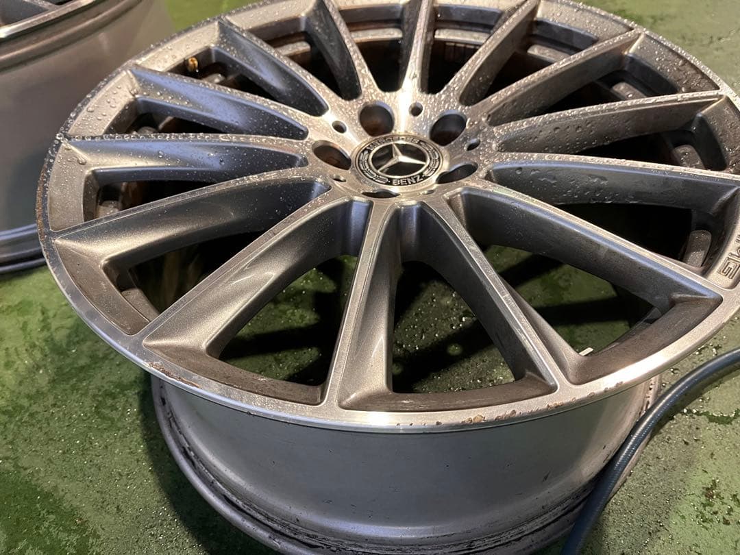 メルセデスベンツ　SクラスAMG純正ホイール　20インチ