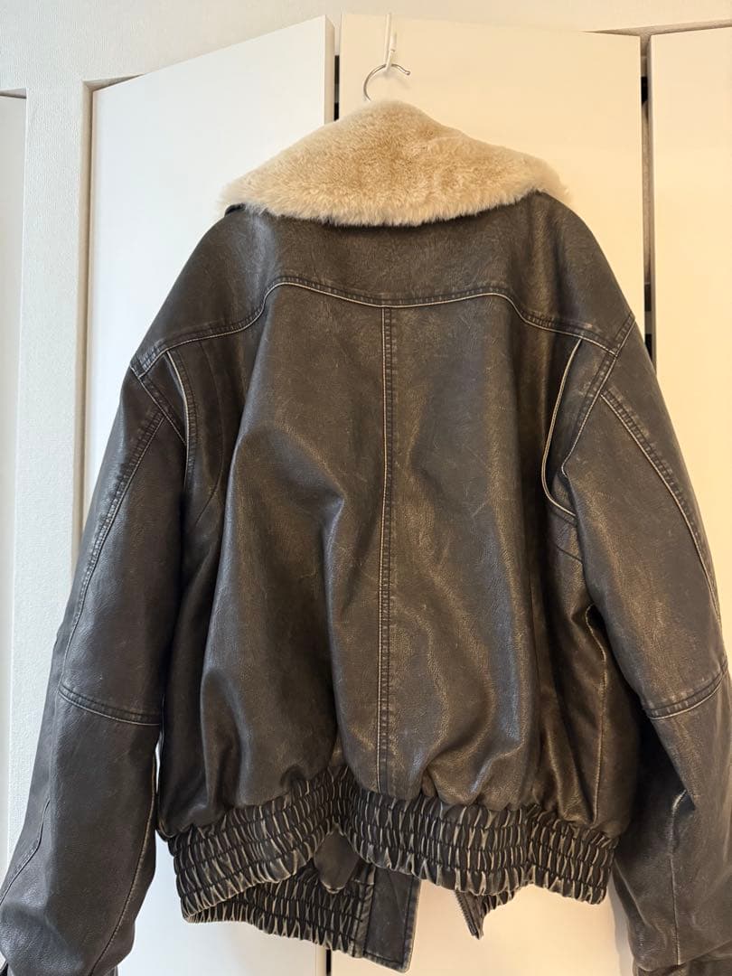 SLY ブラック　ファー襟 レザージャケットVINTAGE F ブルゾン