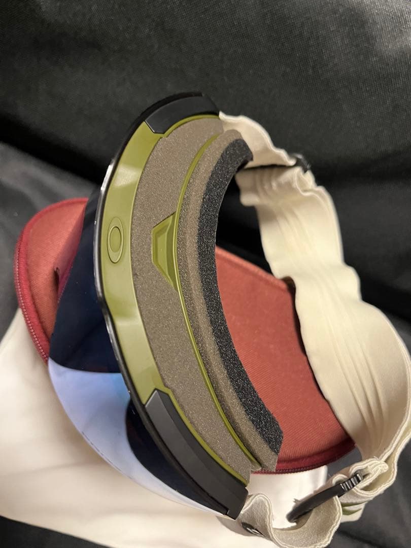 スノーボードゴーグルオークリーOAKLEYプリズムPRIZMレンズお洒落