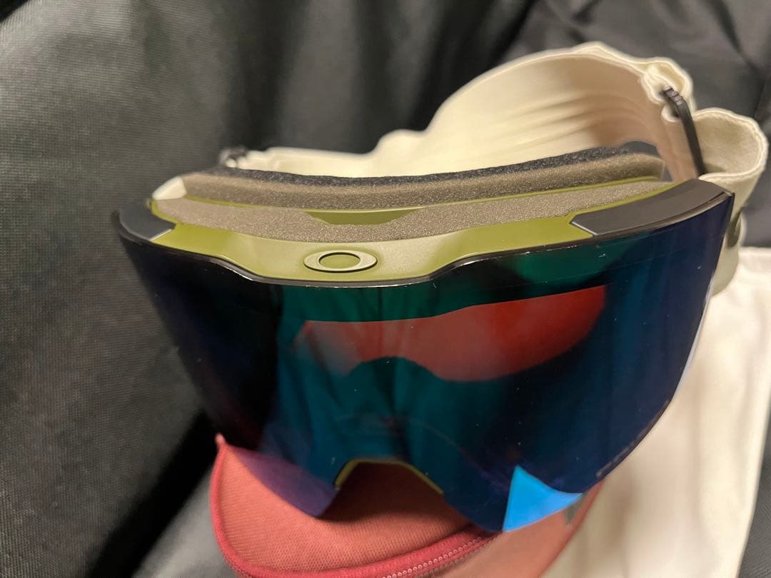 スノーボードゴーグルオークリーOAKLEYプリズムPRIZMレンズお洒落