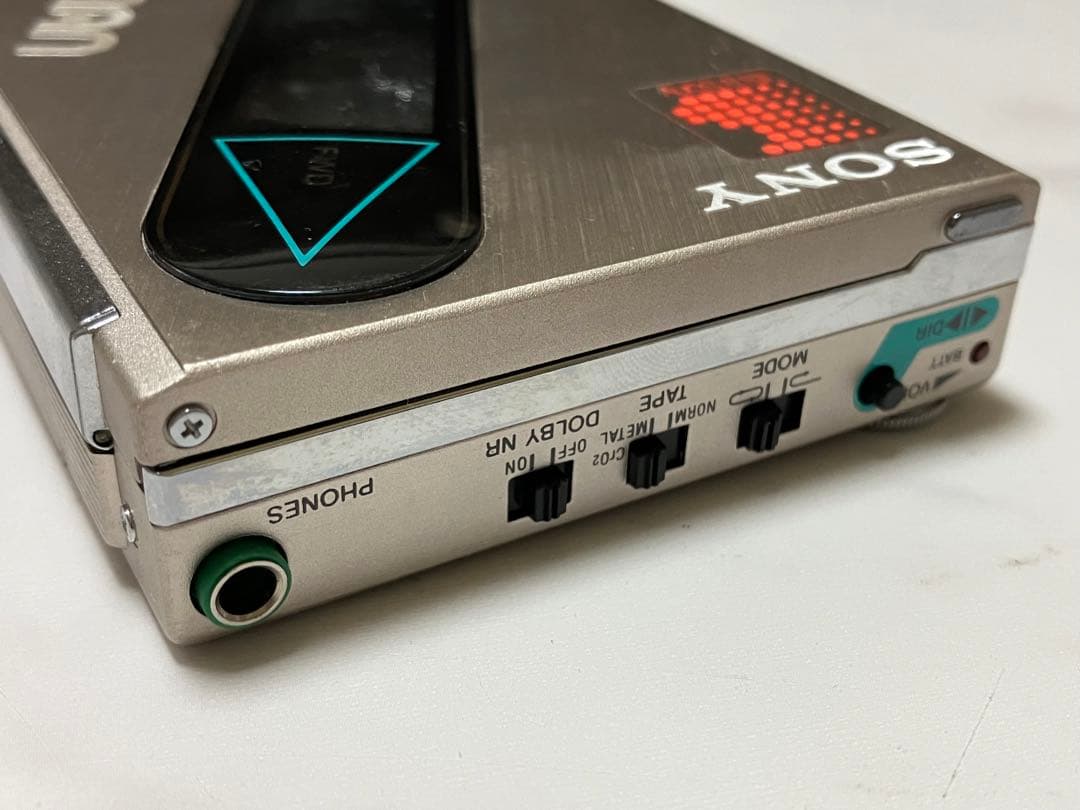 SONY ウォークマン WM-101 中古品 カセットプレーヤー ※通電確認※