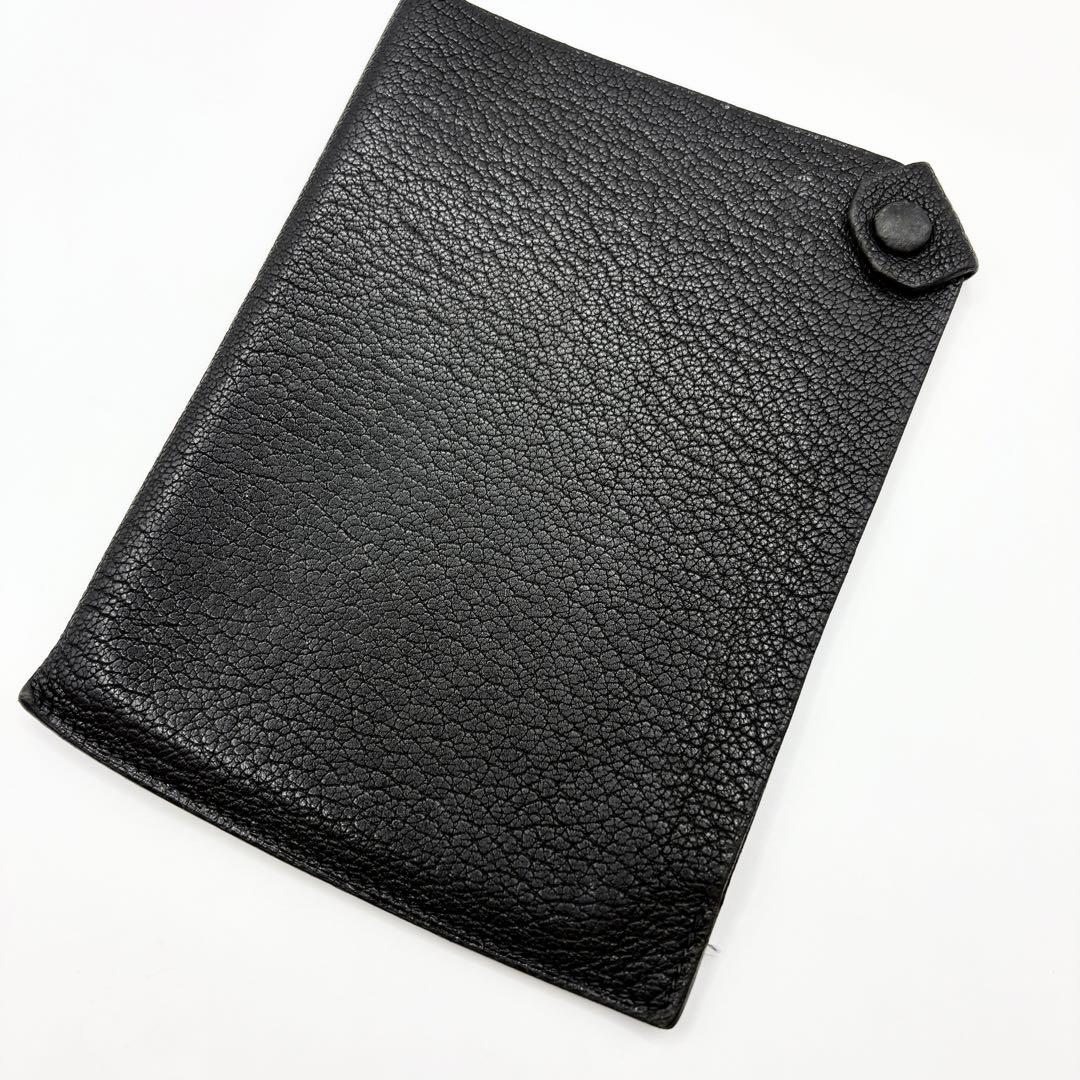 スジ HERMES エルメス　黒 タルマック　ブラック　パスポートケース