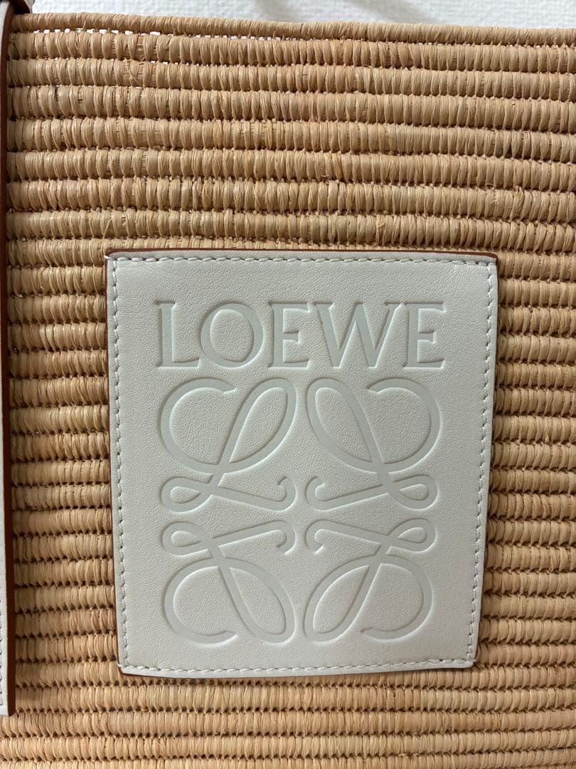 【お値引き中‼︎】LOEWE スクエアバケットバック　スモール