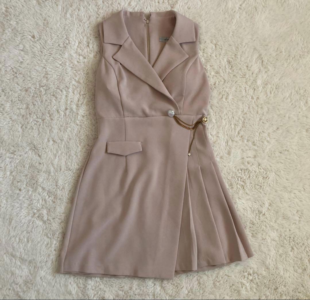 Andy ベージュ ノースリーブドレス