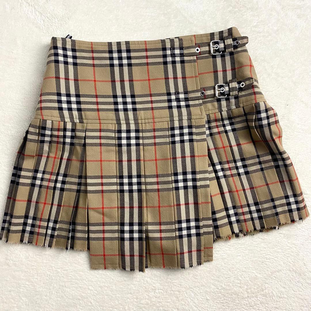 【未使用☆即売】バーバリー ノバチェック スカート プリーツ ベルト 現行 XS