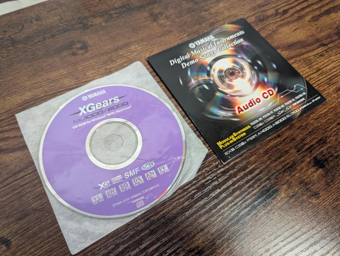 YAMAHA MU2000 EX MIDI音源 (スマートメディア付)