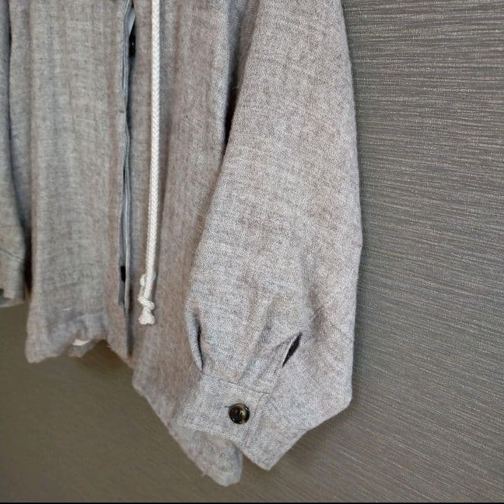 も*も様 【新品】tumuguツムグ シェットランドウールリネンヘリンボンショー