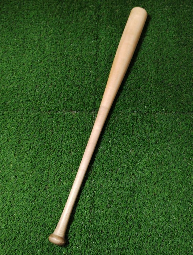 アシックス　田中広輔　木製バット　①