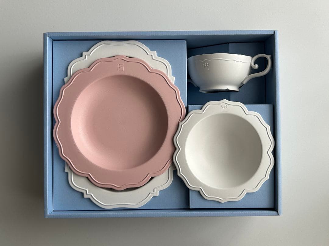 【未使用】レアーレ 100daysセット（食器４点)