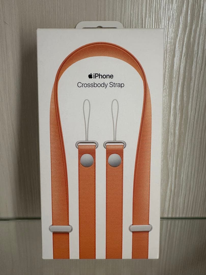 【未使用／未開封】Apple iPhone クロスボディストラップ オレンジ