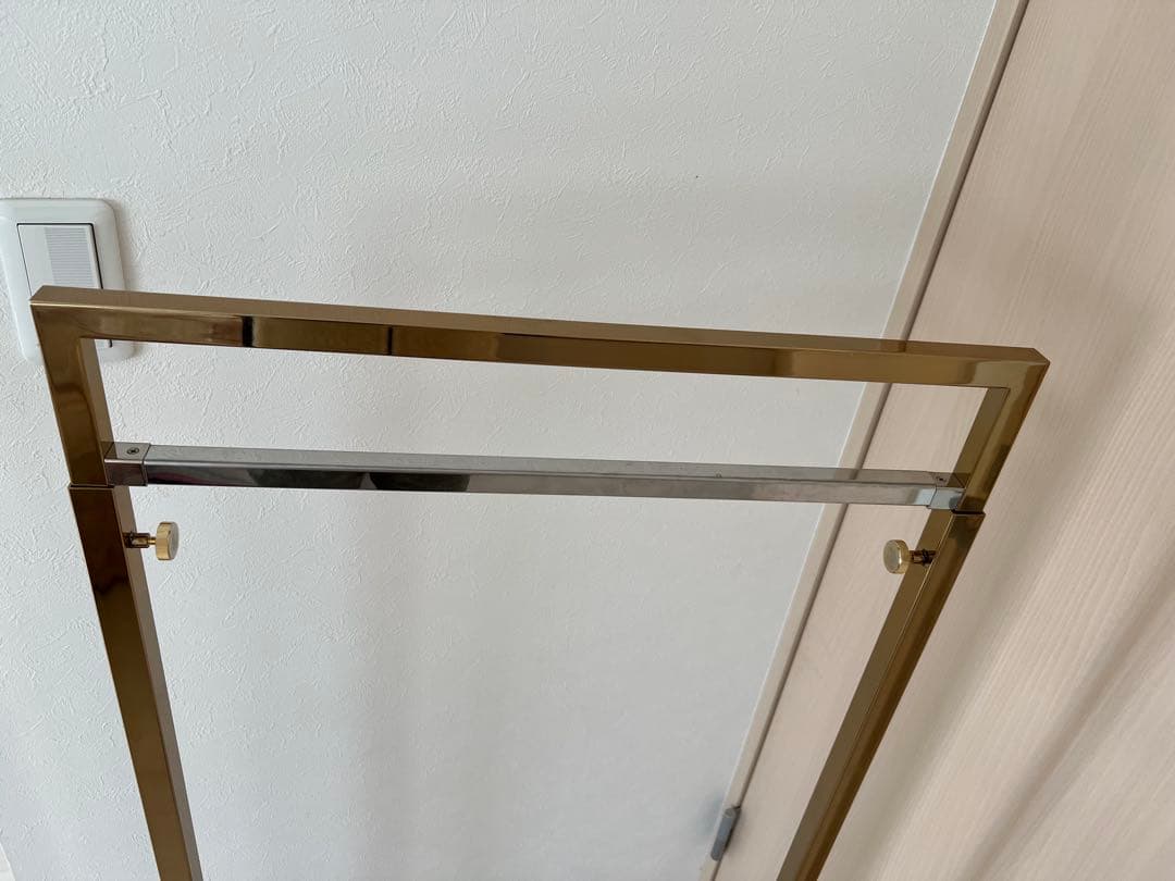 【美品】ヒロタ（株）ゴールド ハンガーラック 高さ調節可能