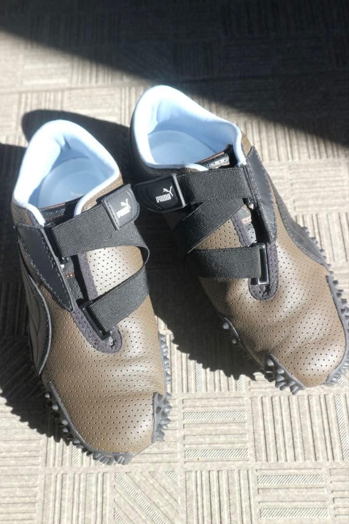 PUMA Mostro Perf ブラウン スニーカー emmi