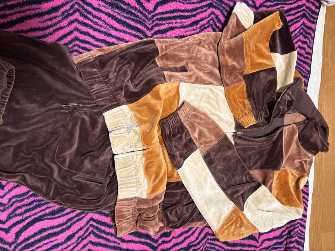 ジョー　エニーチェ　セットアップ　ベロア