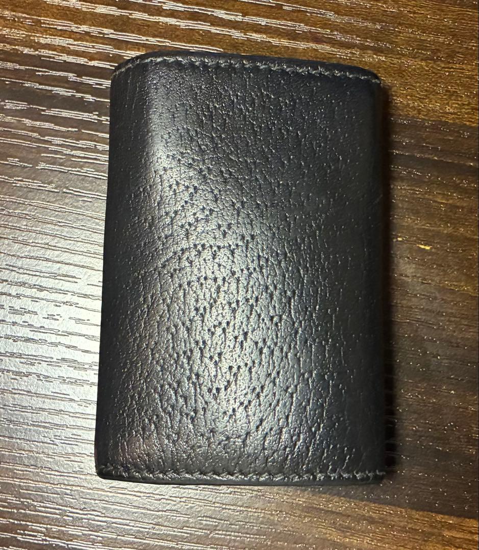 美品 希少 GUCCI グッチ 黒 レザー 6連 キーケース 蜂モチーフ BEE