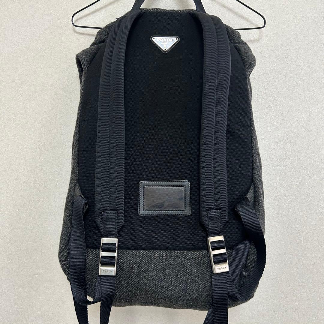 プラダ PRADA V135 初期型 フェルト 希少 三角プレート バックパック