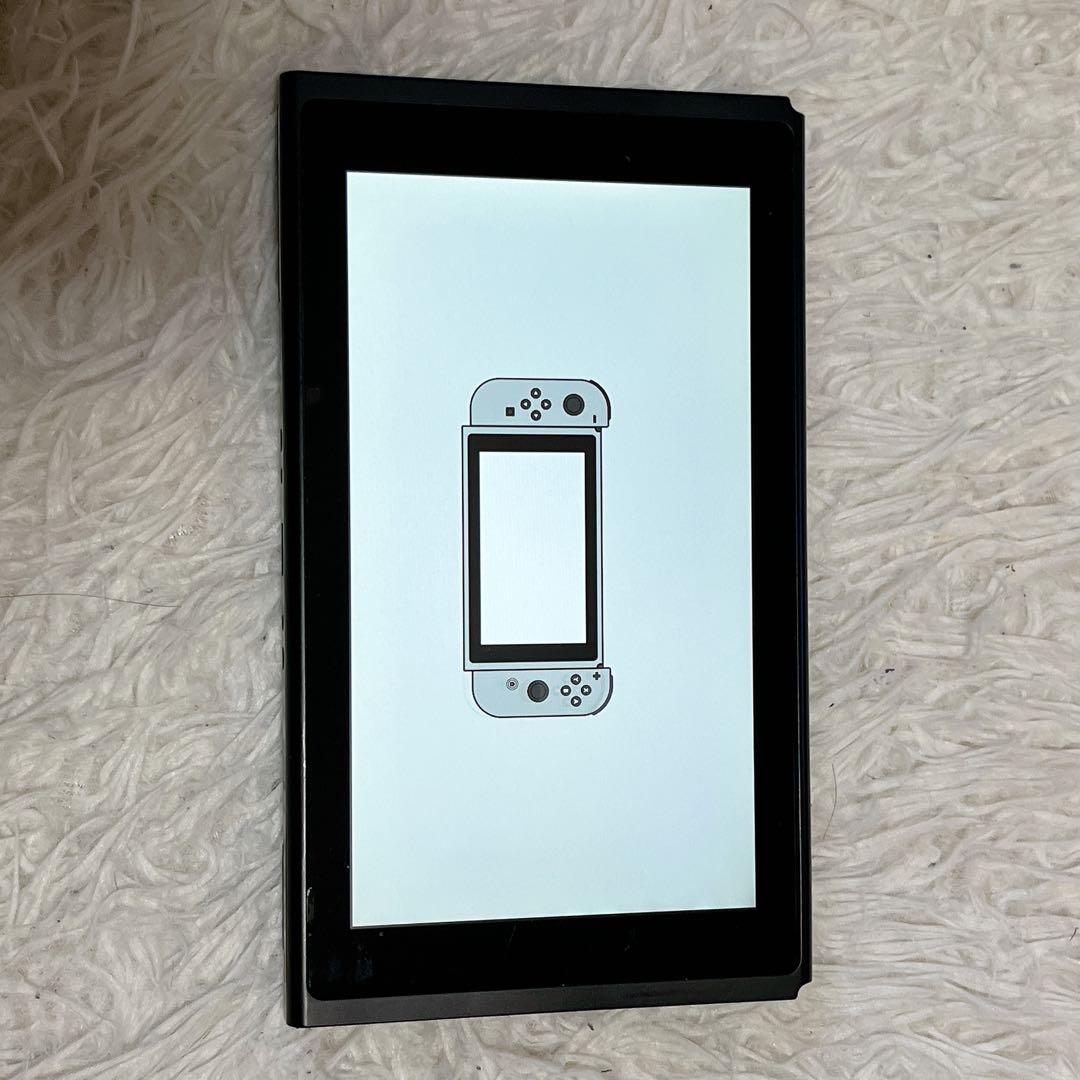 【美品】Nintendo Switch 旧型　本体のみ 2018年