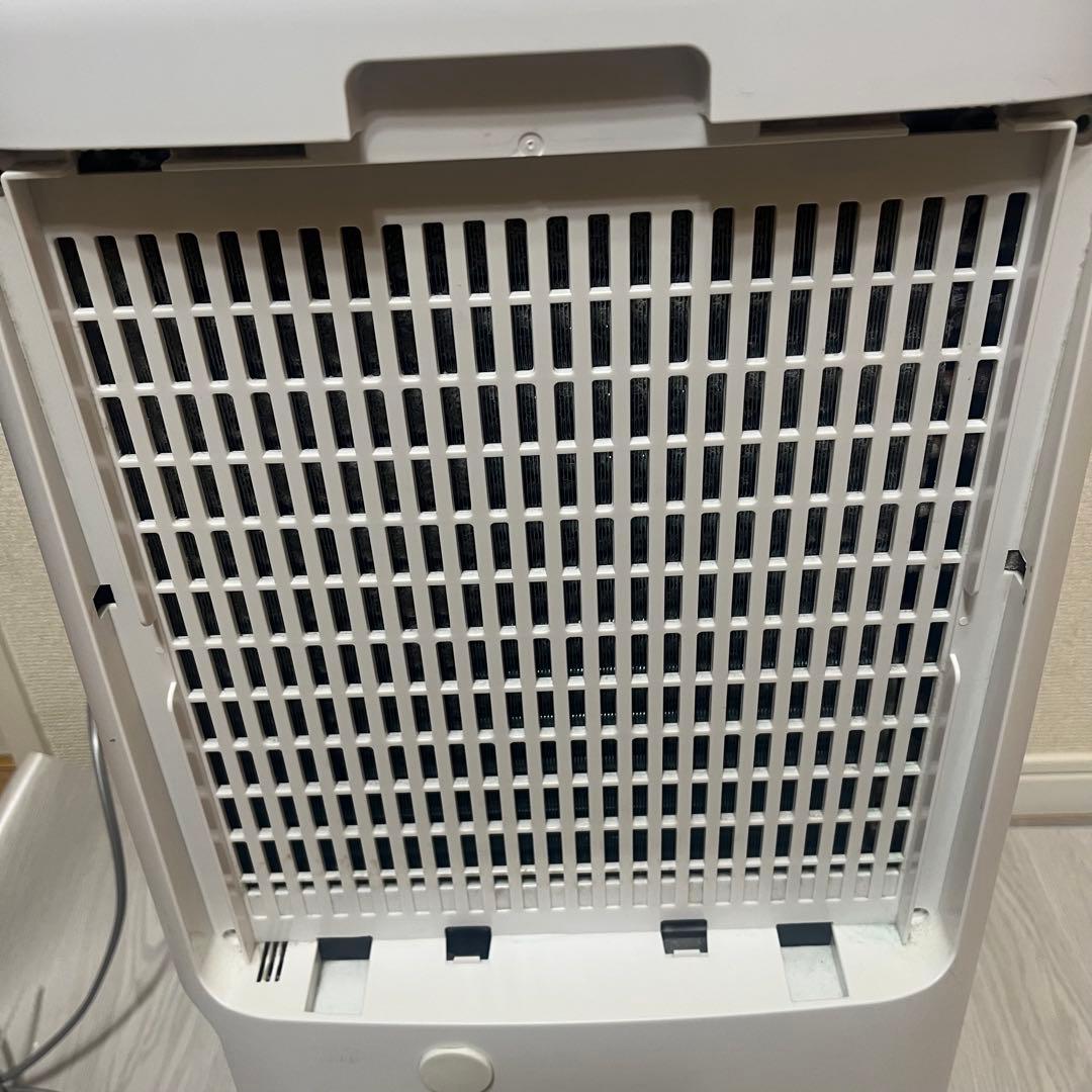 SHARP シャープ　衣類乾燥除湿機　CV-L180-W