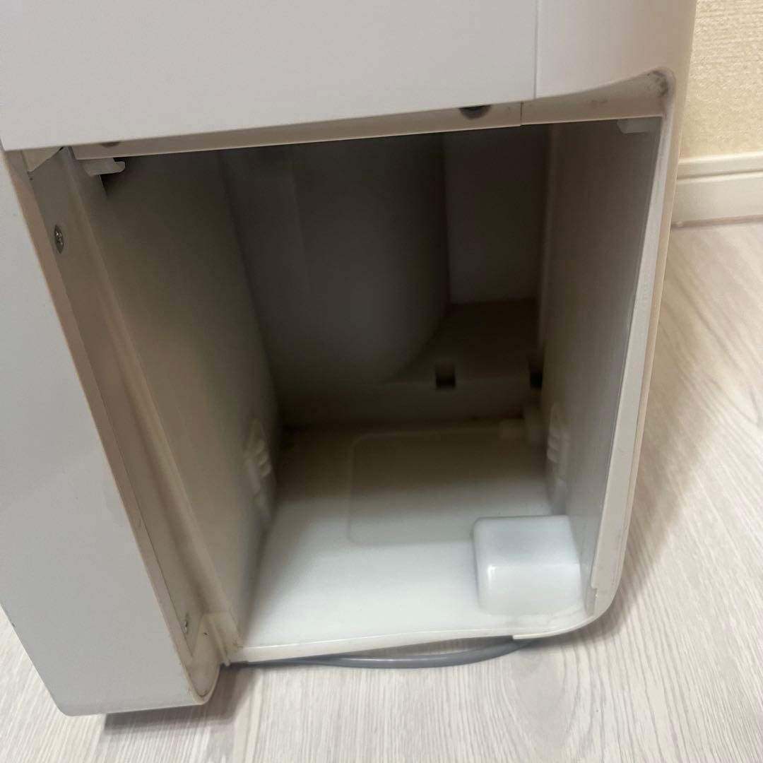 SHARP シャープ　衣類乾燥除湿機　CV-L180-W