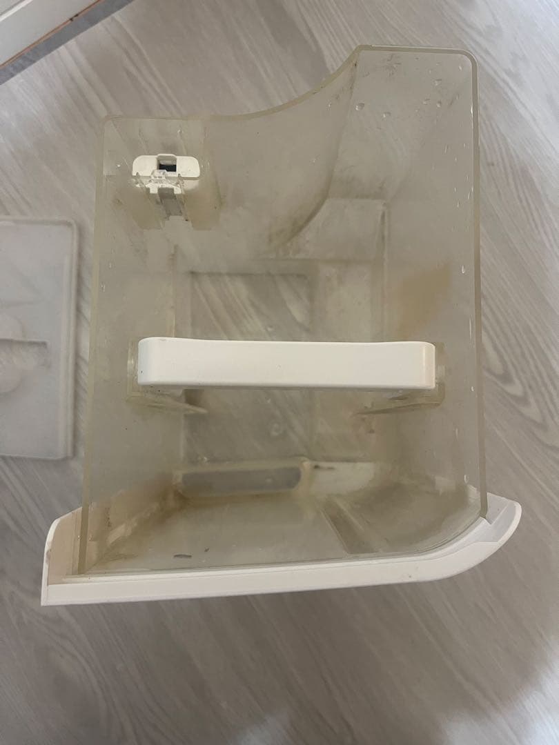 SHARP シャープ　衣類乾燥除湿機　CV-L180-W