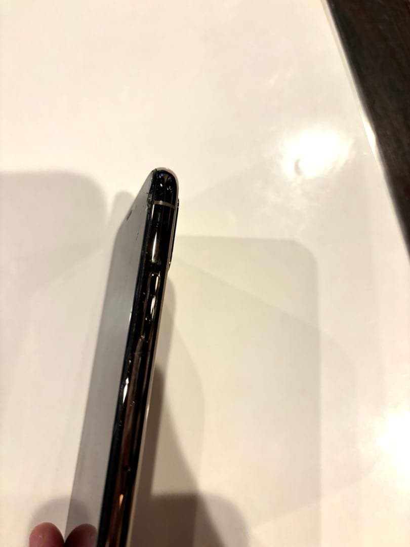 び*か様 Apple iPhone Xs ゴールド 本体