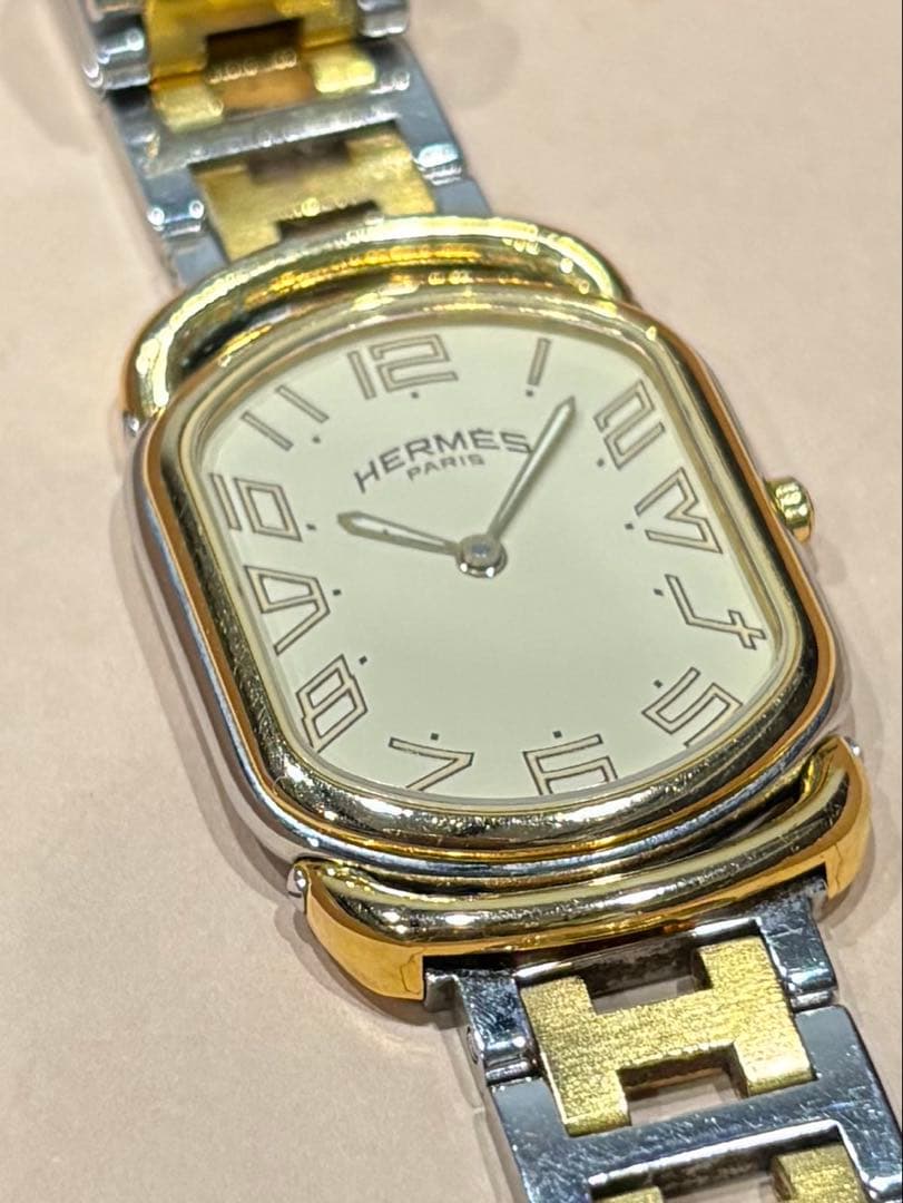今だけ安いHERMES ラリー　ライトイエロー文字盤 Hバンド　時計　トノー