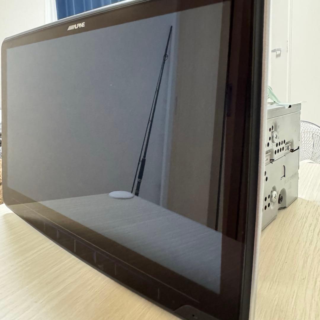 お*む様 値引中ALPINE 11型ナビXF11Z HDMI ETC RAV4