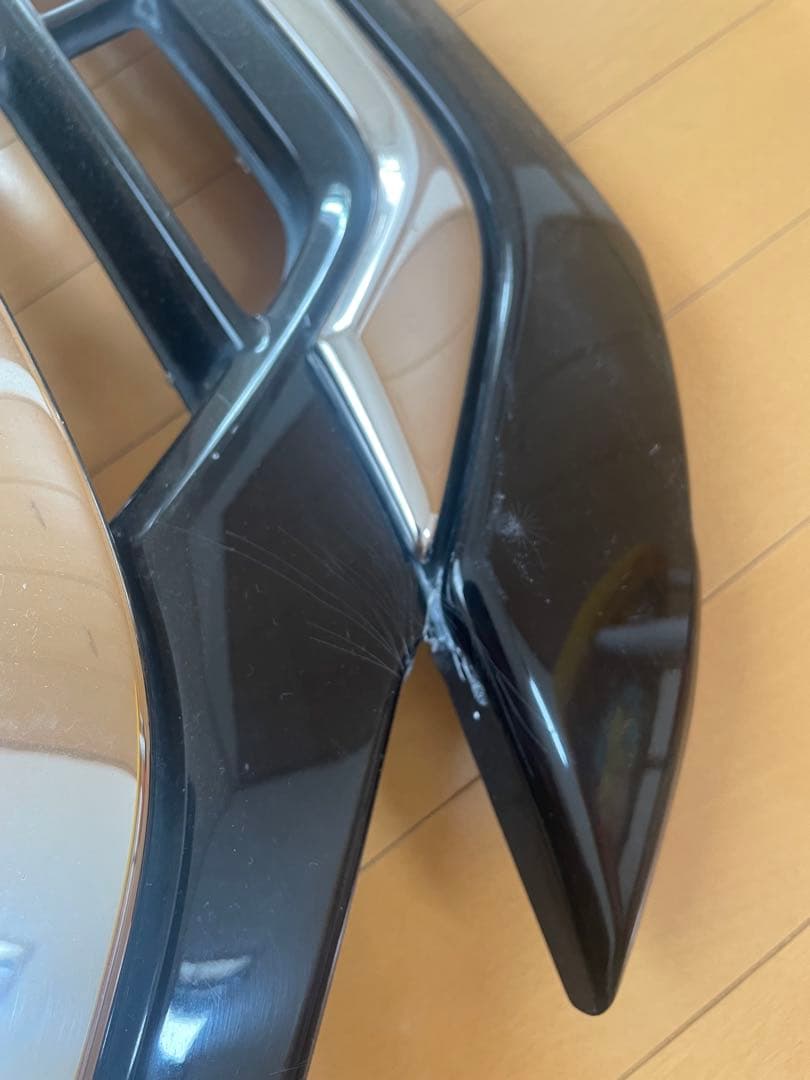 30ヴェルファイア　モデリスタ　フロントグリル　LED有り