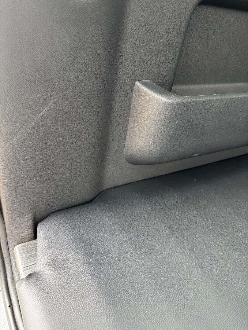 ダイハツ　ハイゼットカーゴ／ピクシスバン　多目的フロアマット ブラック 合成皮革